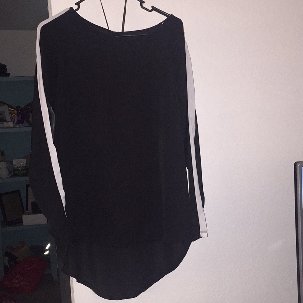 Oneoneteaspoon high-low top - NEVER WORN
